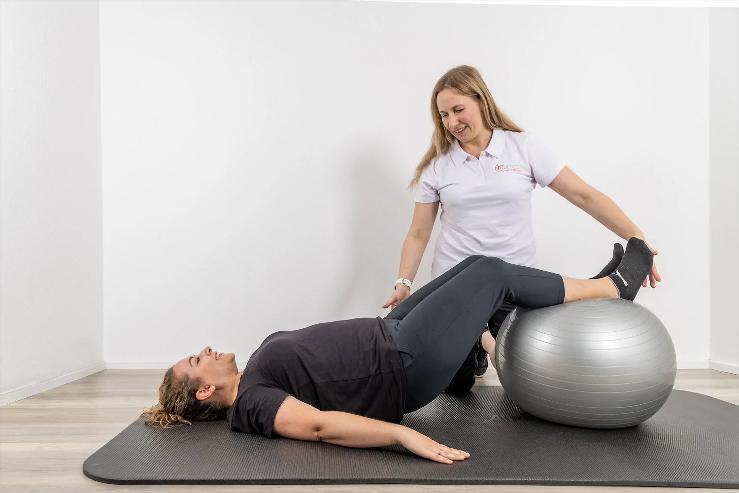 Krankengymnastik 2 | Kinetics -Physiotherapie